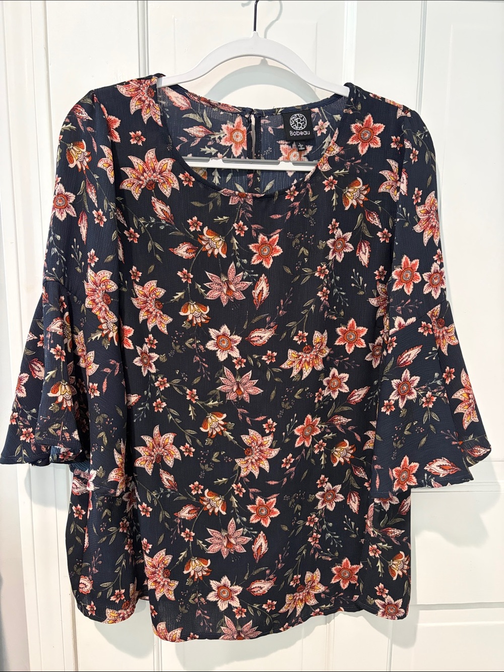 Bobeau black Floral Bell-Sleeve Blouse. Great condition!